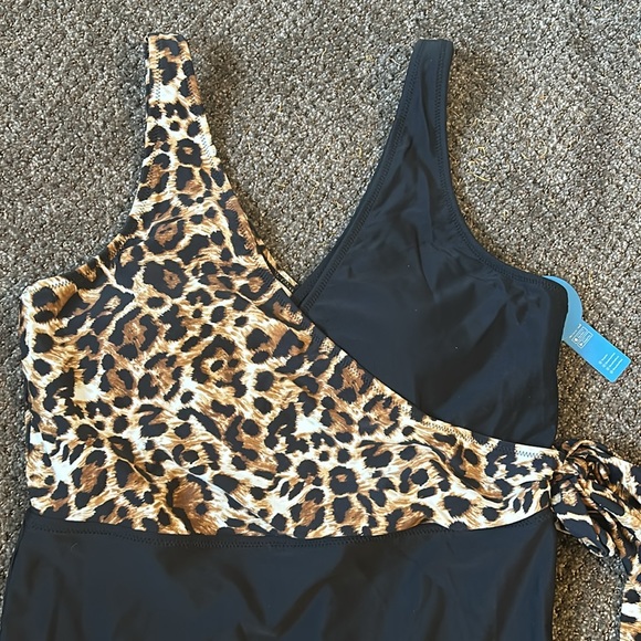 NWT CUPSHE swim bathing suit leopard print black one piece size large - Picture 2 of 6